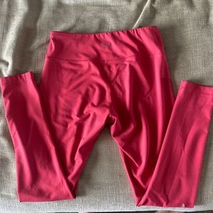 hot pink leggings
